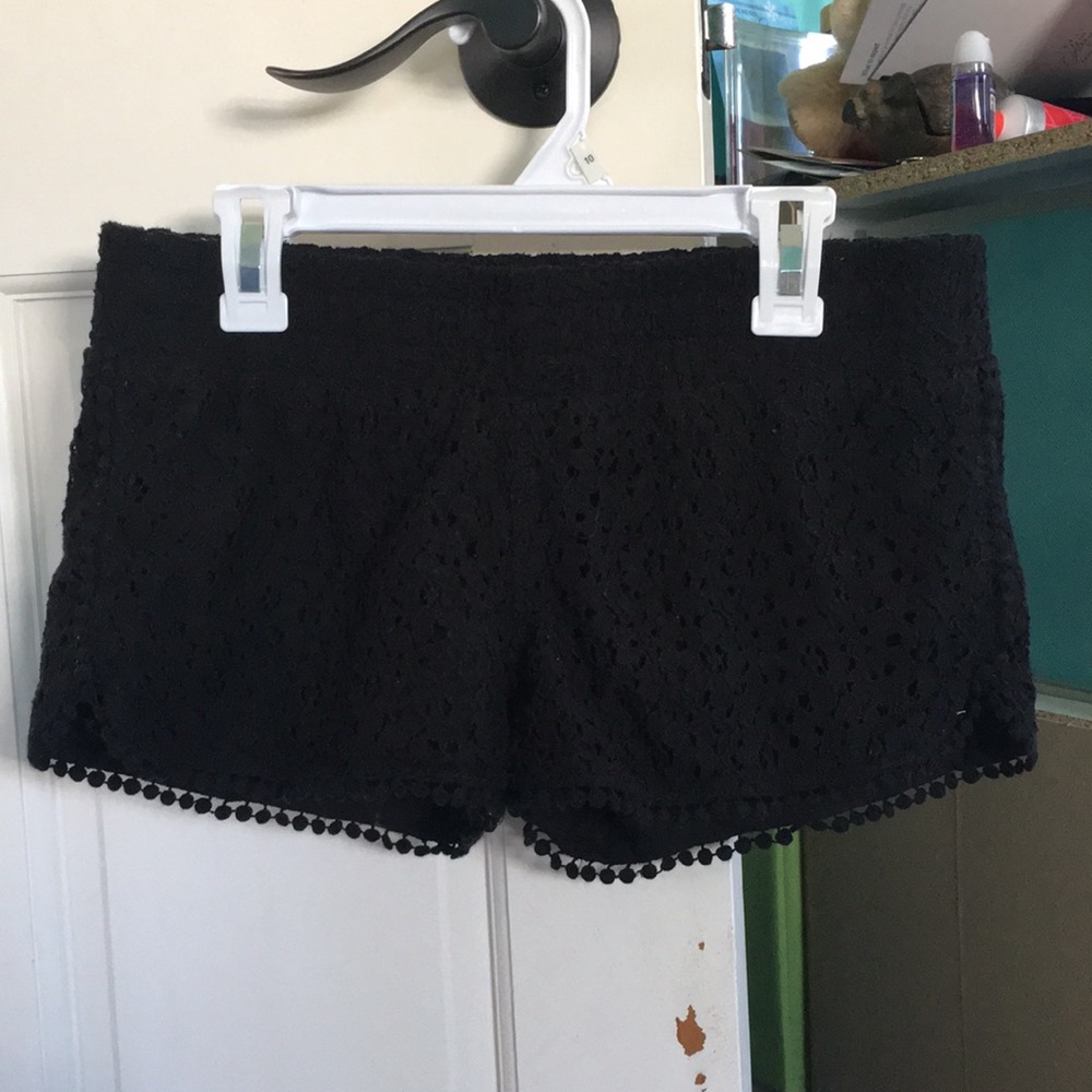 Black Tinseltown shorts